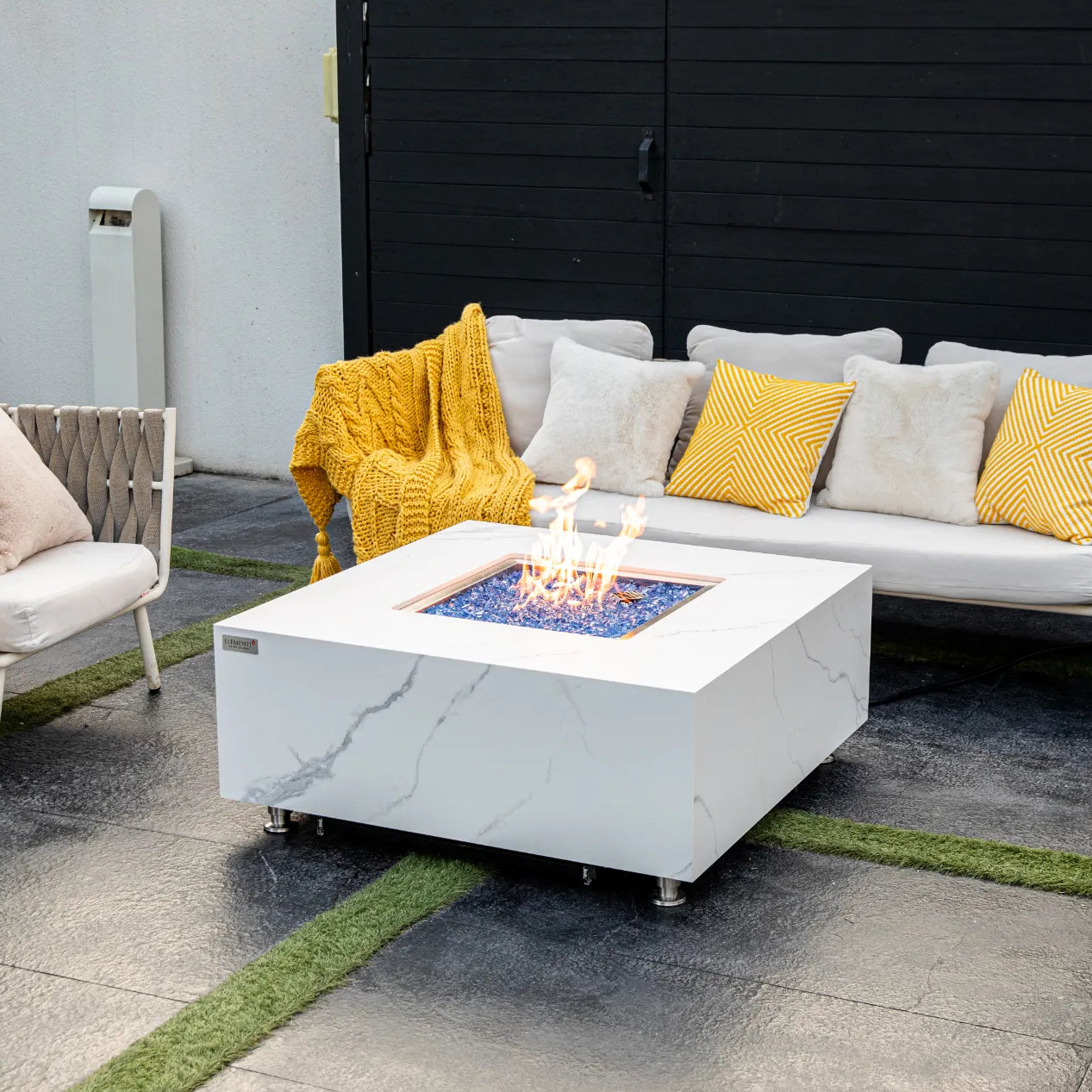 Bianco 40″ Square Marble Porcelain Gas Fire Table – Elementi Plus