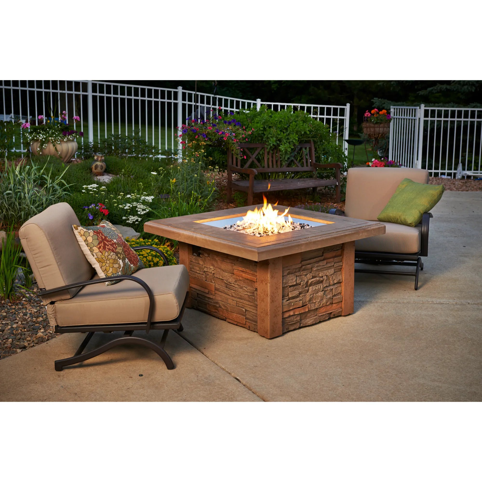 Sierra 43.5″ Square Gas Fire Pit Table – The Outdoor GreatRoom Company