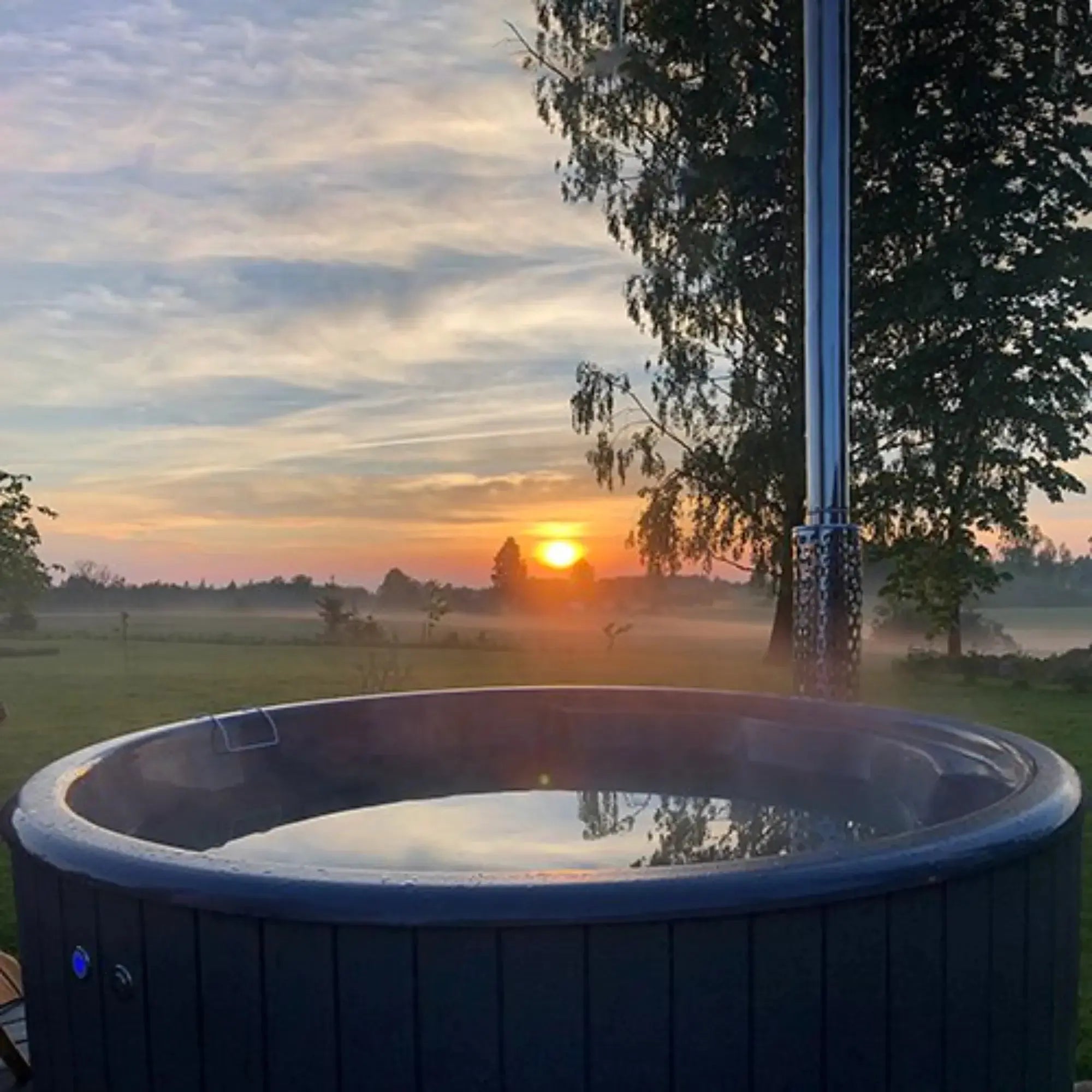 SaunaLife Model S4 Wood-Burning Hot Tub SaunaLife