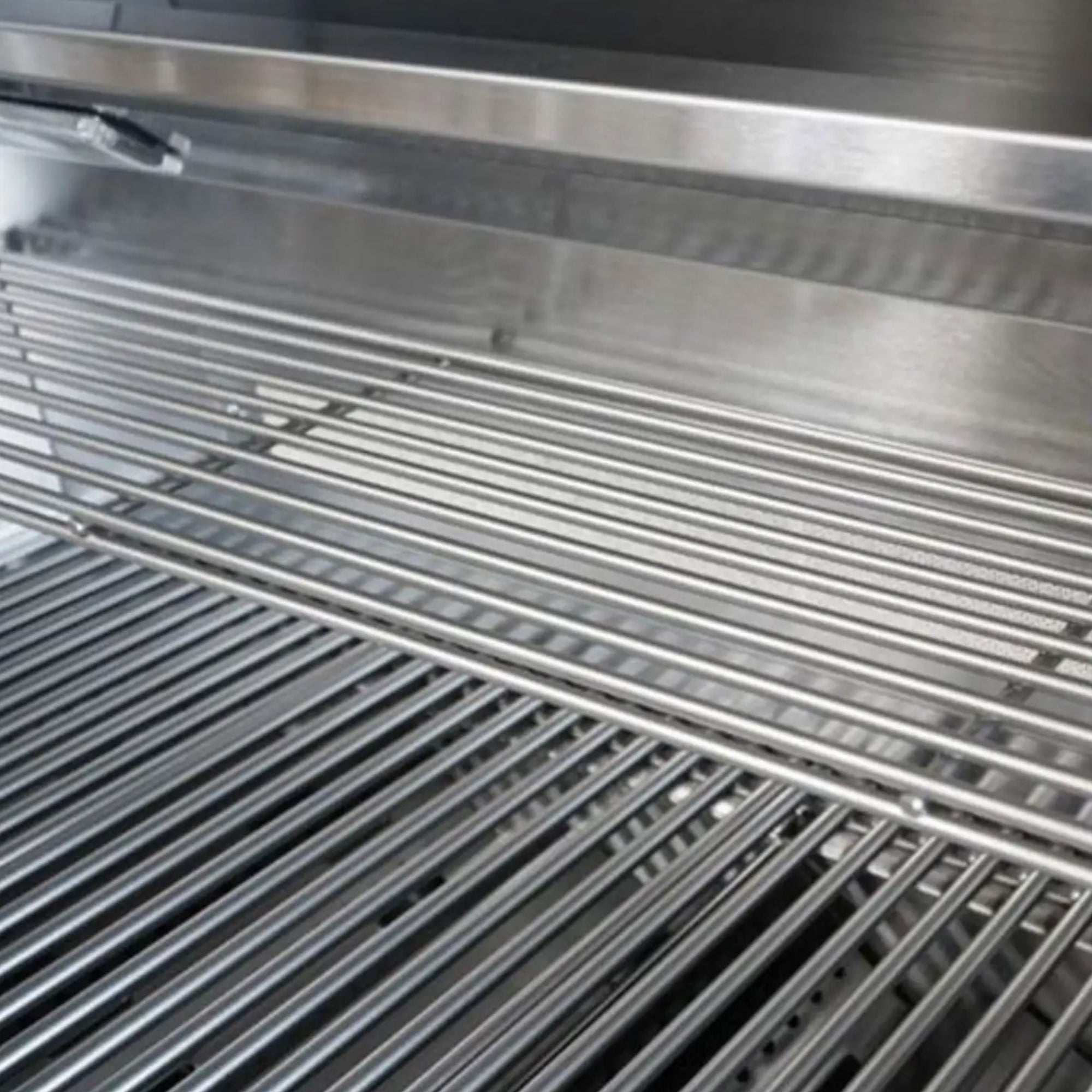 Broilmaster B-Series 40-Inch Fully Loaded 5-Burner Freestanding Gas Grill with Cart broilmaster