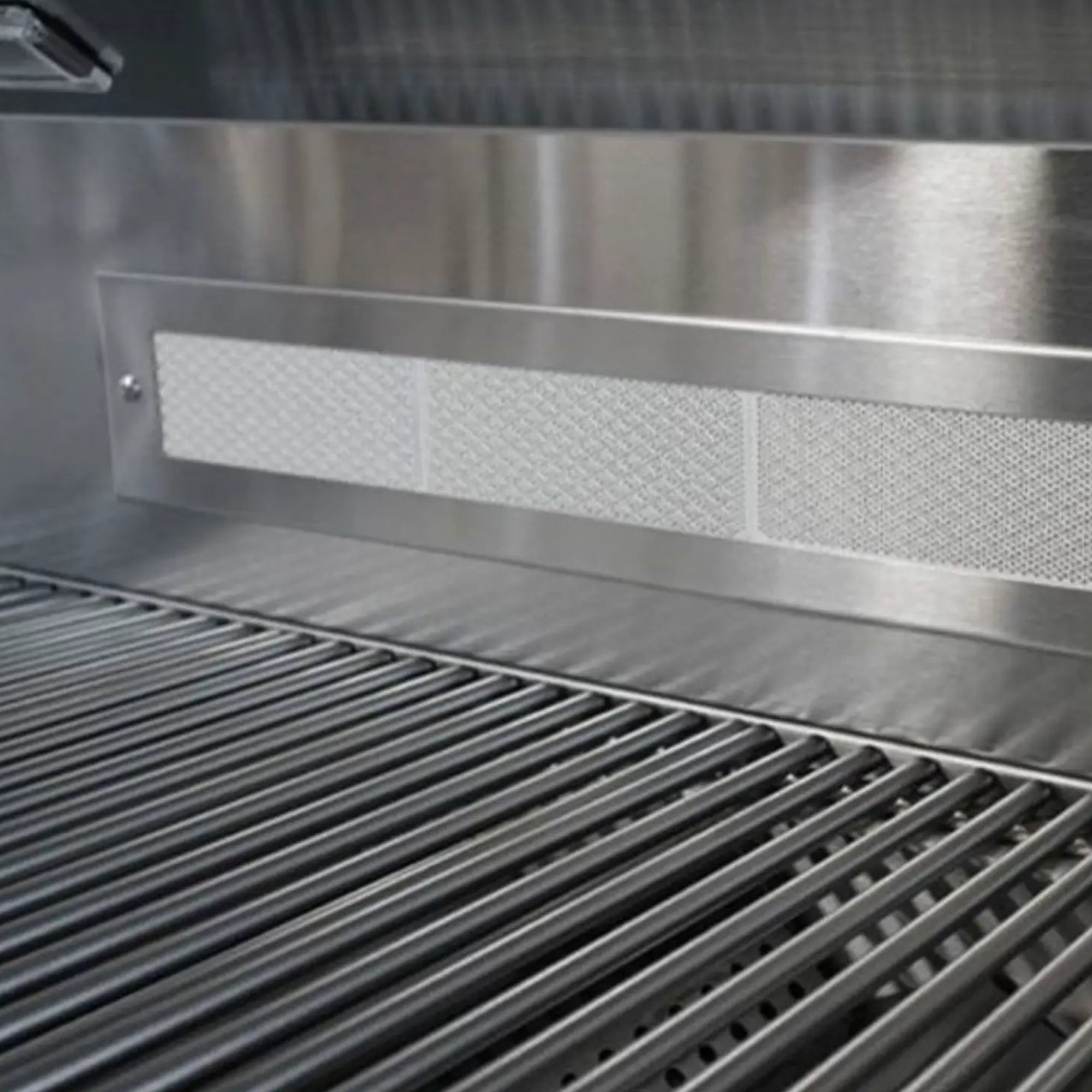 Broilmaster B-Series 40-Inch Fully Loaded 5-Burner Built-In Gas Grill Head broilmaster
