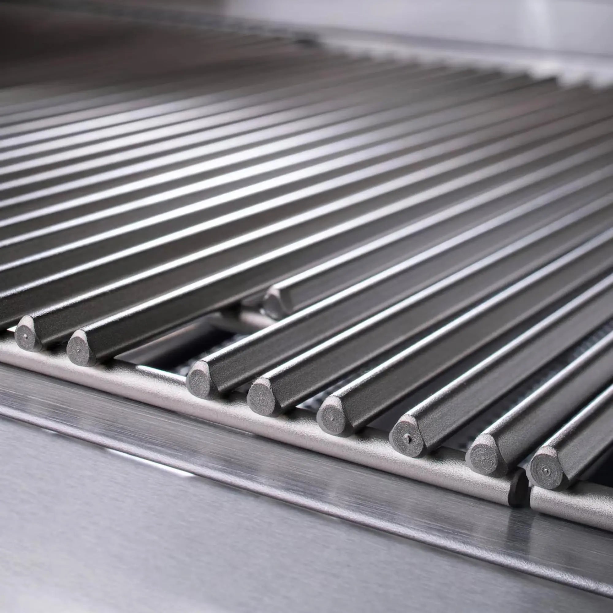 Blaze LTE Marine Grade 32-Inch 4-Burner Built-In Natural Gas Grill – BLZ-4LTE2MG-NG Blaze