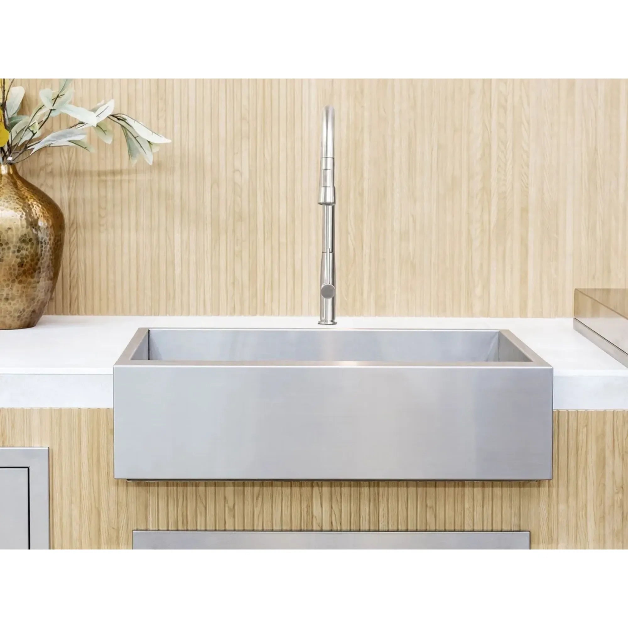 Summerset 32" Outdoor Farmhouse Sink Package — 304 SS with Hot & Cold Faucet | SNK-32FH-P Summerset