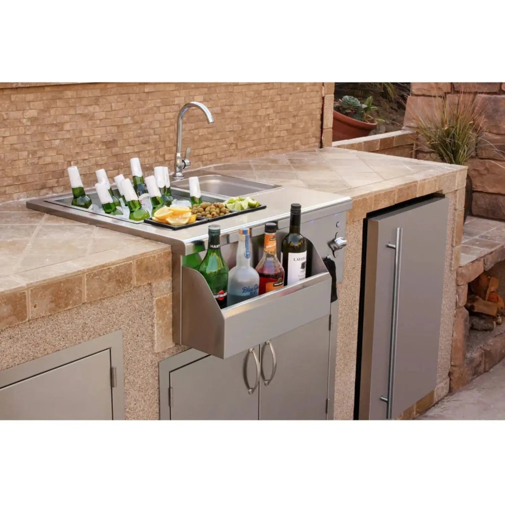 Summerset 30" Built-In Beverage & Prep Station — Ice Chest, Sink, LED Lighting | BC-30L Summerset